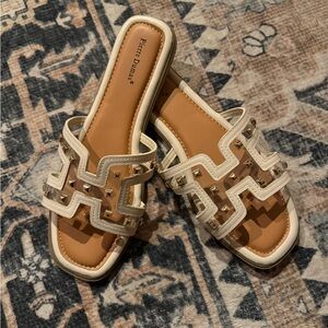 Pierre Dumas Women's Beige Studded Sandals